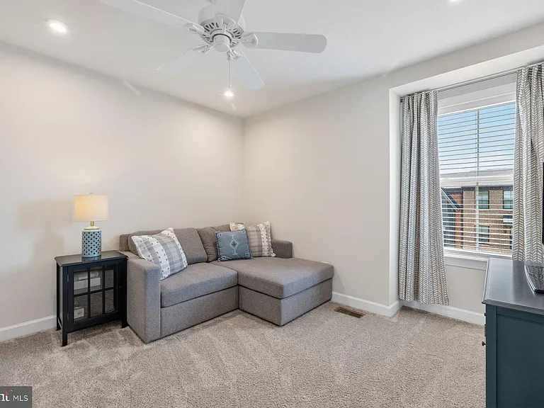 8106 Zoe Pl — Photo 23