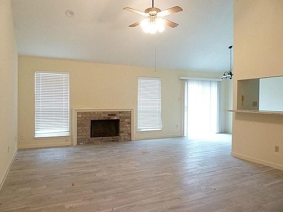 4th image of 3922 Stovepipe Ln