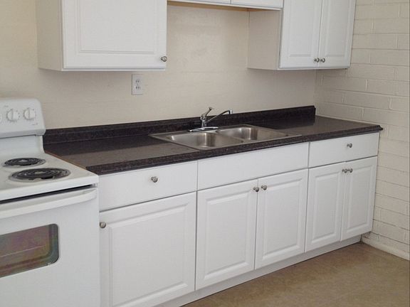 5th image of 1416 E Cinnabar Ave APT 7