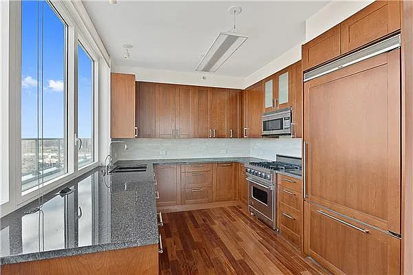 Rented by Exclusive Properties Sotheby's International Realty | media 65