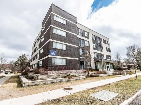 392 Albert St #203, Waterloo, ON N2L 3V1