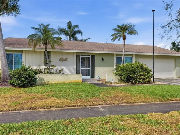 3102 40th St W, Bradenton, FL 34205