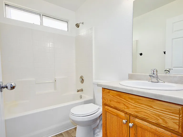 25029 Avenida Laredo — Photo 9