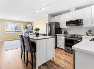 6148 SE Bowness Rd NW #203, Calgary, AB T3B 0E1