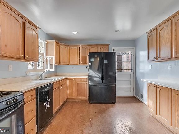 4th image of 11007 Trafton Ct