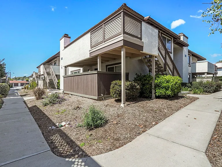 9829 Caspi Gardens Dr #4 — Photo 15