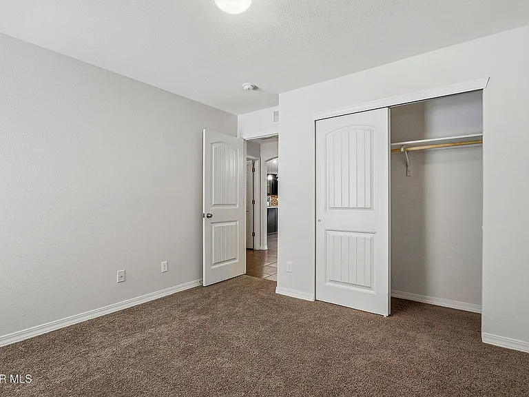 11381 Bullseye St — Photo 37