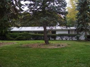 170 W Ridgeway Dr, Dayton, OH 45459