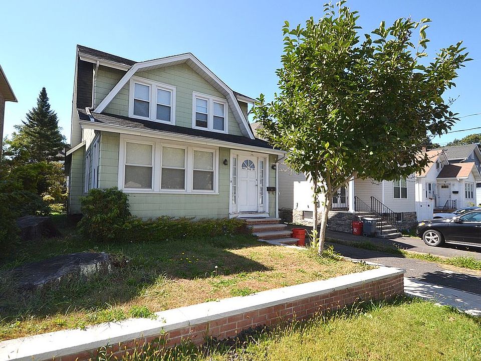 2nd image of 442 Lawton Ave