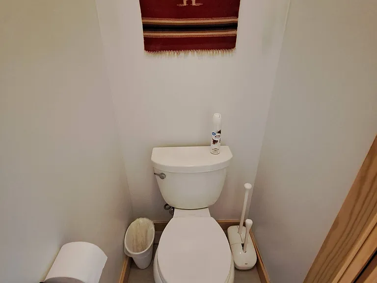82 Pioneer Ave — Photo 17