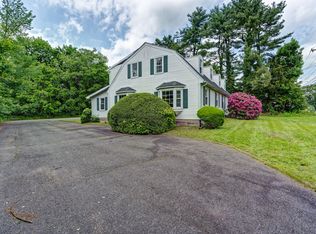 3780 Whitney Ave, Hamden, CT 06518
