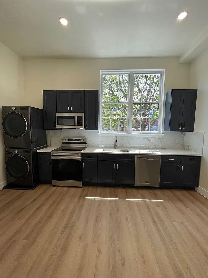 4029 Powelton Ave — Photo 1