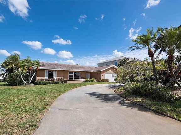 4th image of 741 Old Compass Rd