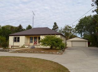 436 9th Pl, Kenosha, WI 53140