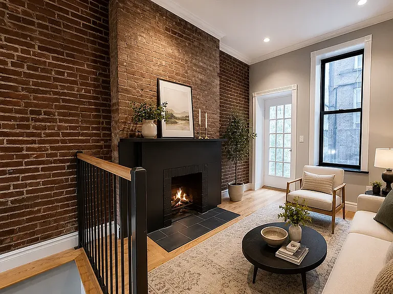58 Leroy St #1E — Photo 1
