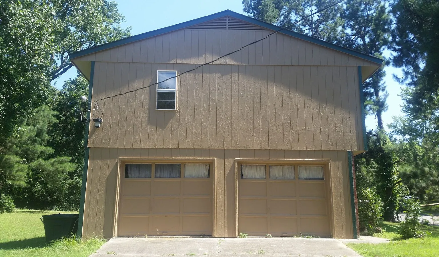 4312 Coventry Drive — Photo 2