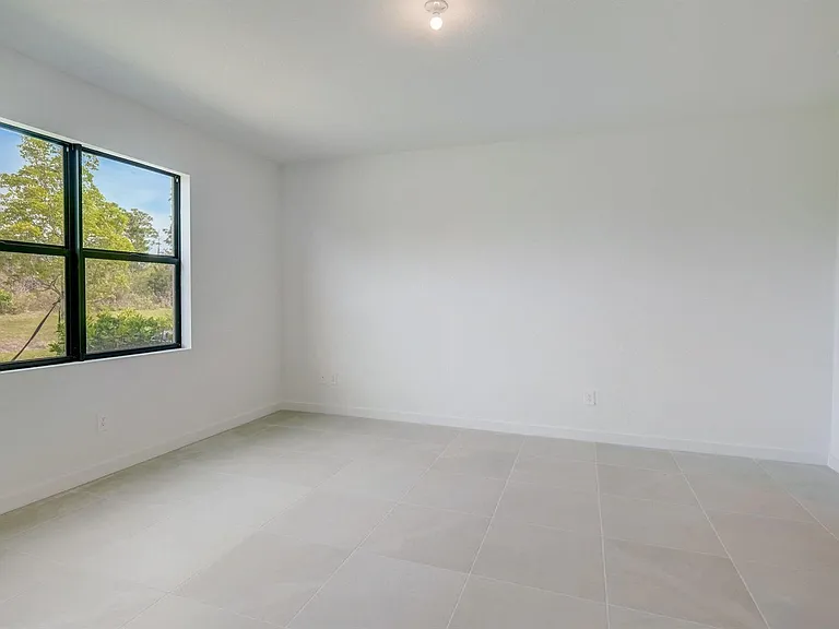 5946 SE Skyblue Cir — Photo 17