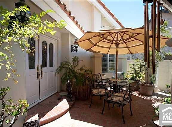 Private Front CourtYard