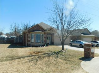 124 N Charles Ave, Midwest City, OK 73130