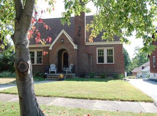 2970 Hatherly Dr, Saint Louis, MO 63121