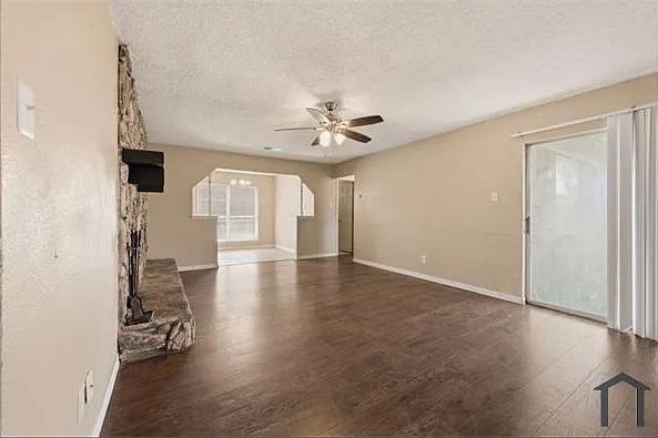 6512 Old Mill Cir — Photo 5