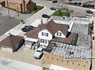 2884 Fort St, Lincoln Park, MI 48146