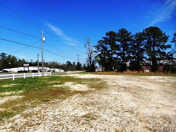 3rd image of 1355 South Blvd