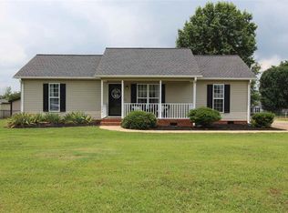 202 Rigs Dr, Boiling Springs, SC 29316