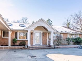 3086 Bremerton Rd, Pepper Pike, OH 44124