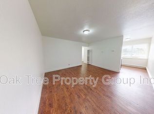 2711 23rd Ave APT 8, Oakland, CA 94606