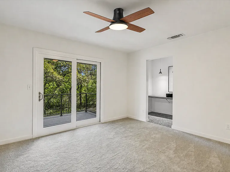 3117 Eanes Cir — Photo 15