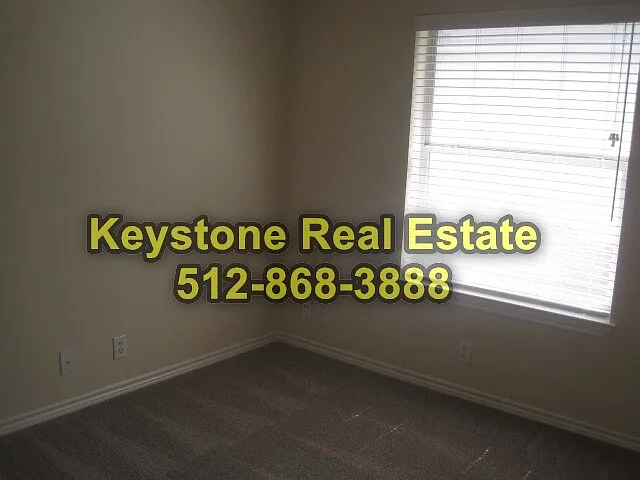 905 Lantana Dr — Photo 23