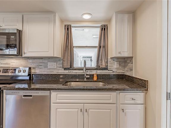 5th image of 5598 Boynton Ln