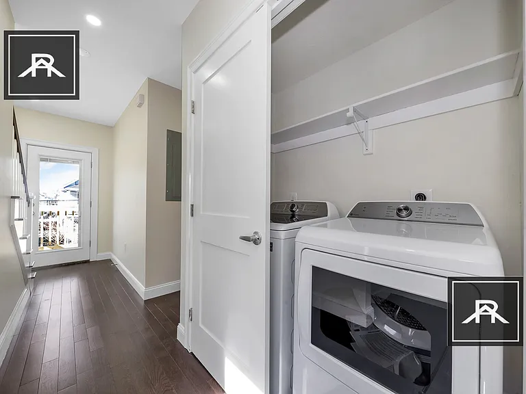 45 Wright Ave #2 — Photo 5