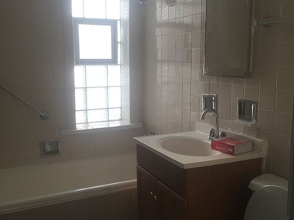 4th image of 9334 S Calumet Ave