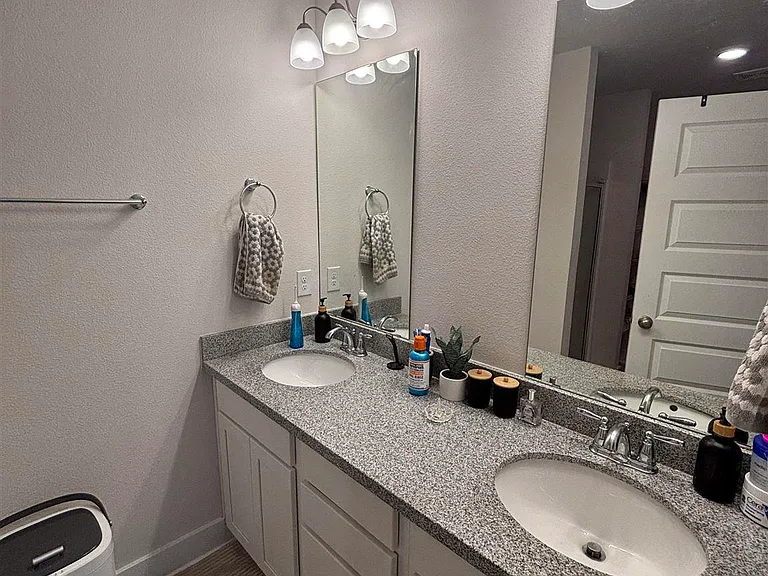 9469 Nature Creek Ln — Photo 19
