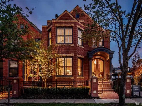 515 W Merrill St, Birmingham, MI 48009
