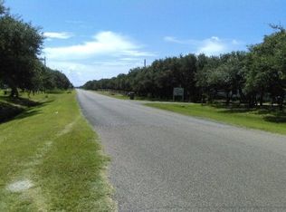 1482 W Corpus Christi St, Rockport, TX 78382