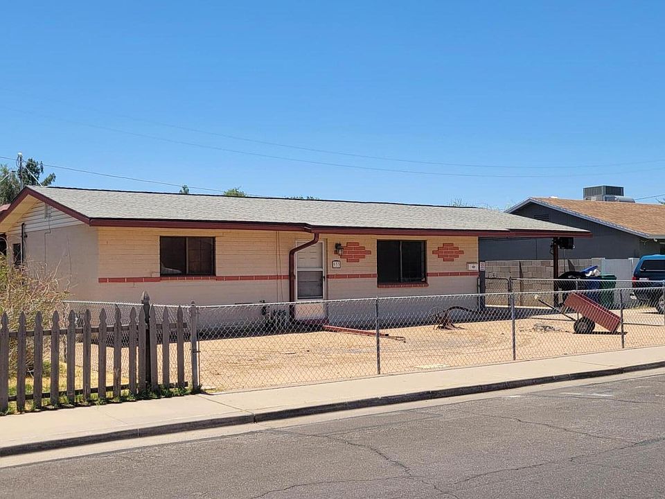 2nd image of 933 E 11TH Avenue