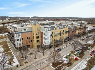 332 River St UNIT 4504, Lemont, IL 60439