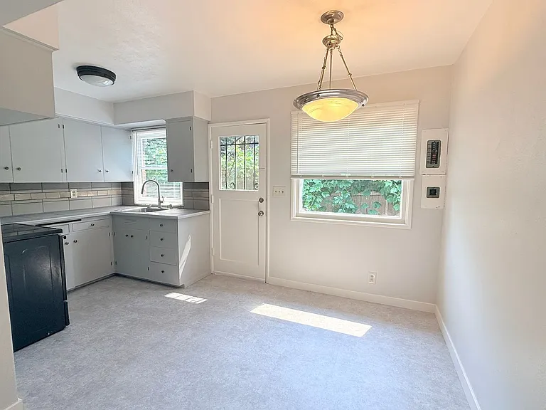 PLF1148 — Photo 14