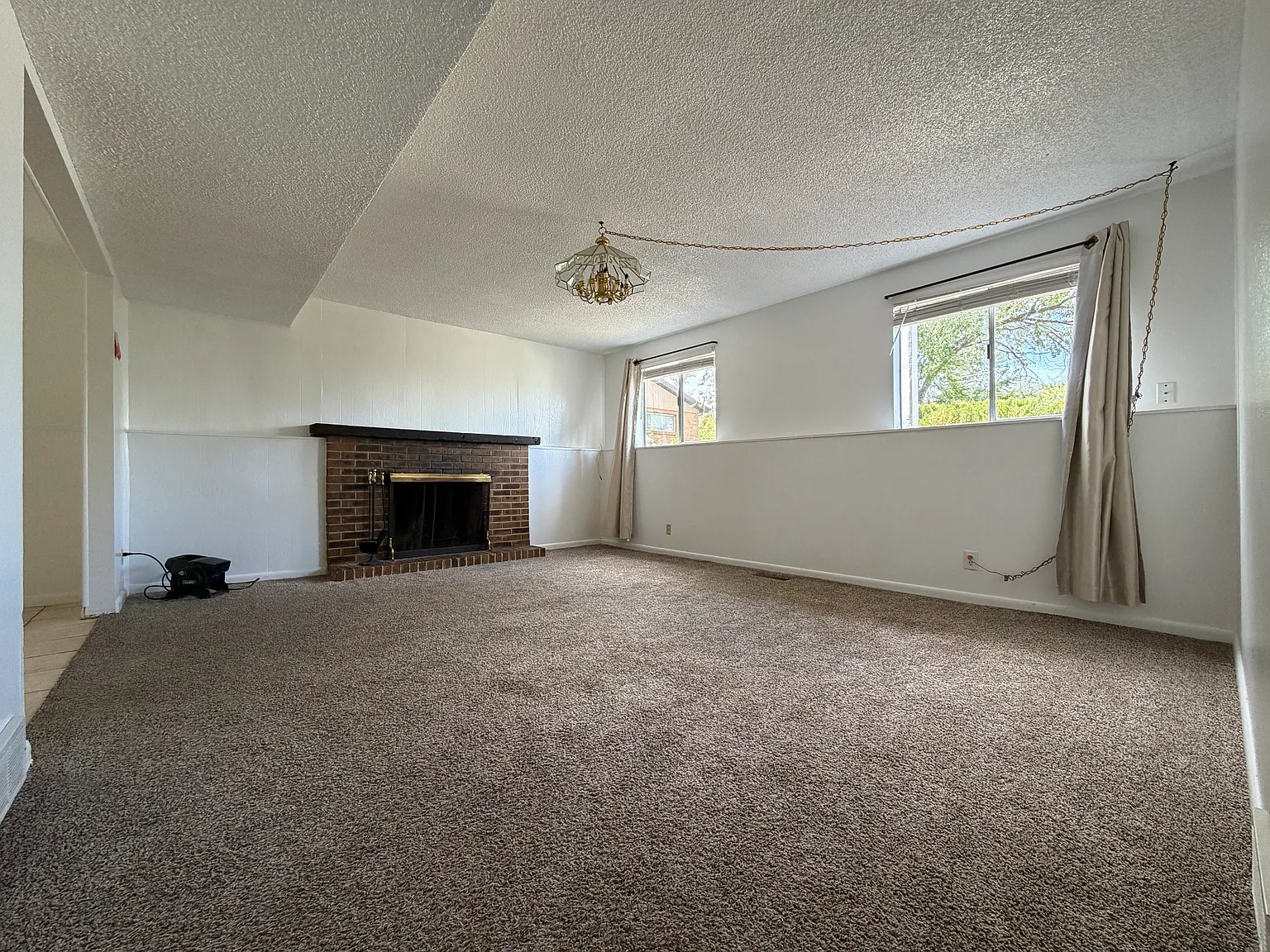 118 N Orchard Dr — Photo 4