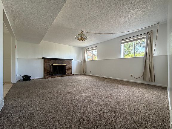 4th image of 118 N Orchard Dr Unit 1