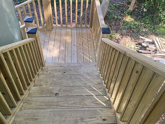 4th image of 434 McDaniel St #2