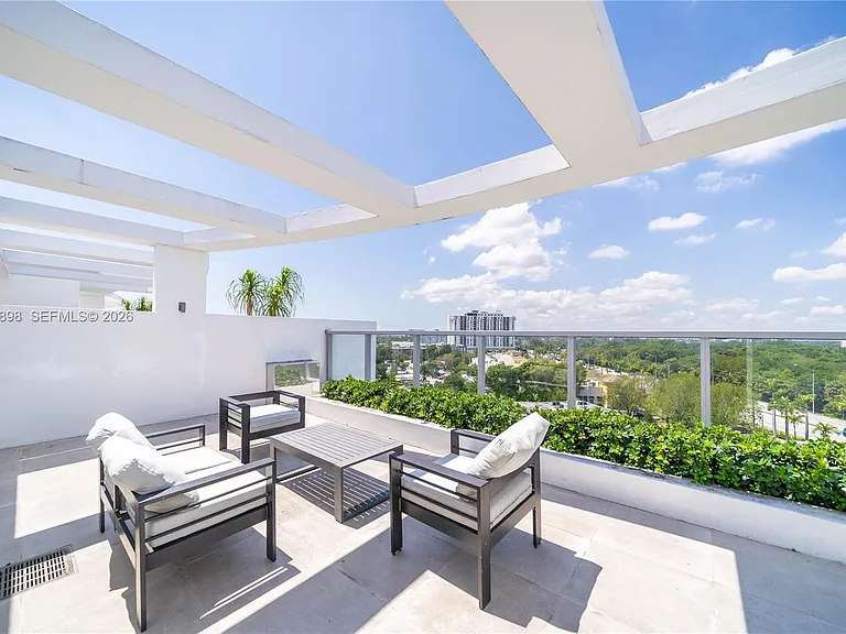 13800 Highland Dr #Penthouse 4 — Photo 31