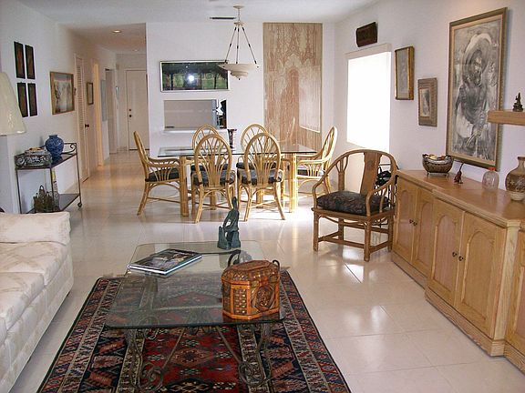 4th image of 13769 Date Palm Ct APT B