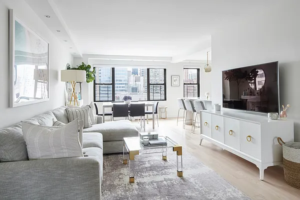 Sold by Compass | media 1