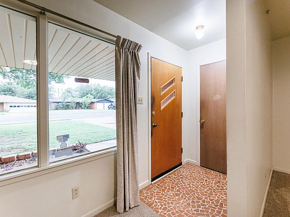 4th image of 5220 7th St