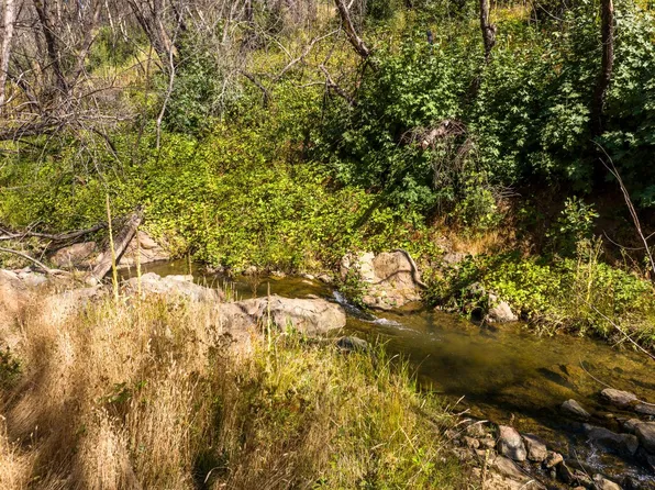 19189 Deer Hollow Way, Grass Valley, CA 95945