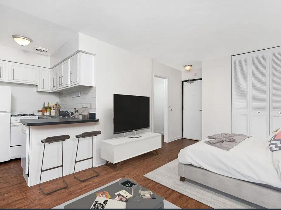 1st image of 2632 N Hampden Ct #404